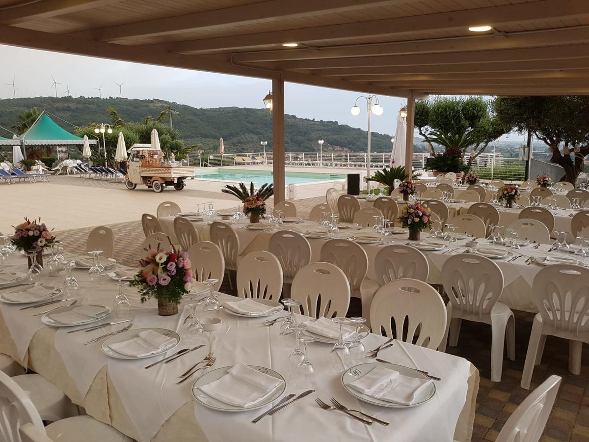 Hotel Ristorante Paradiso Albanella Экстерьер фото